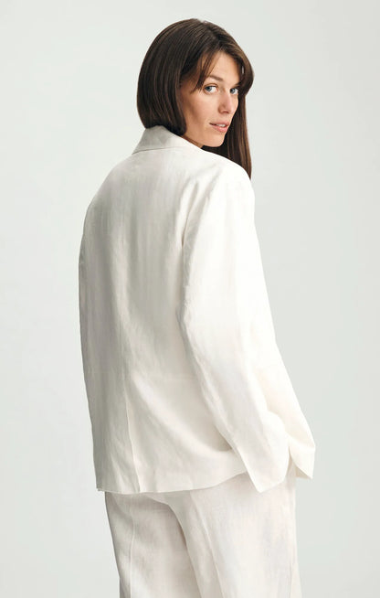 ANTIQUE WHITE