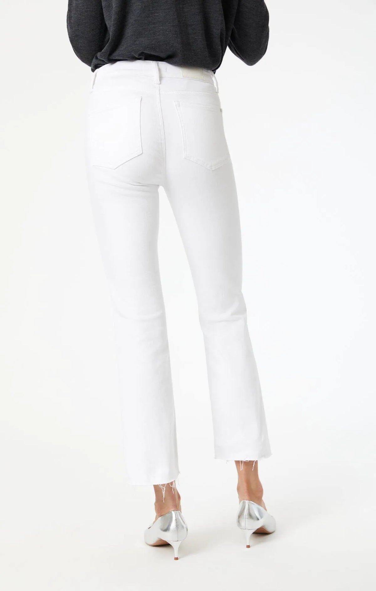 WHITE LA BLUE