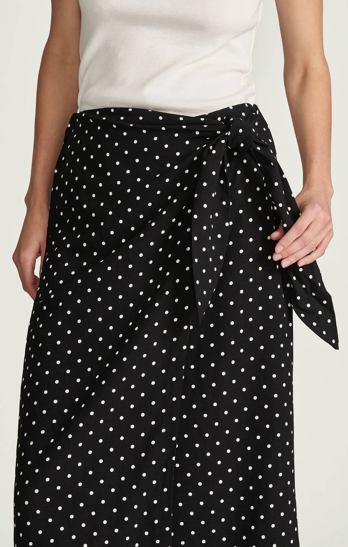 BLACK POLKA DOT PRINTED