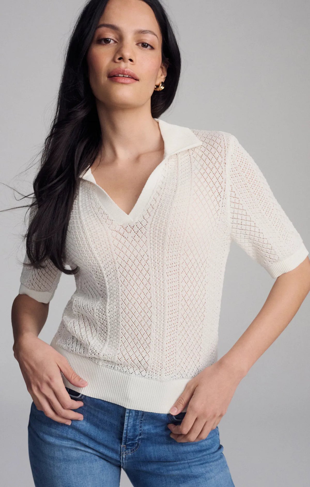 ANTIQUE WHITE