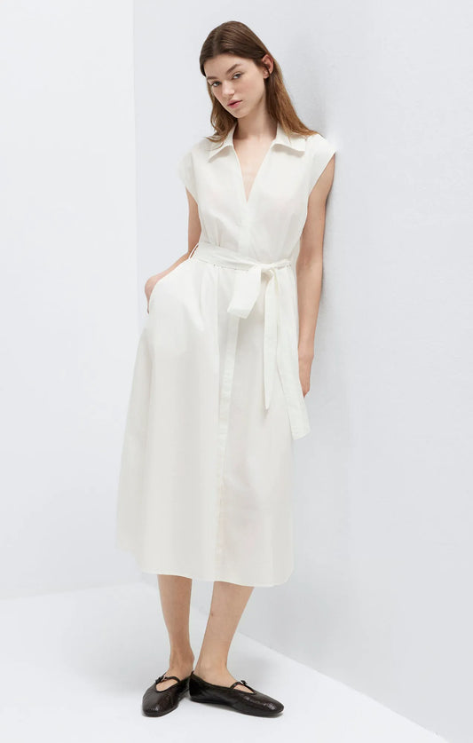 ANTIQUE WHITE