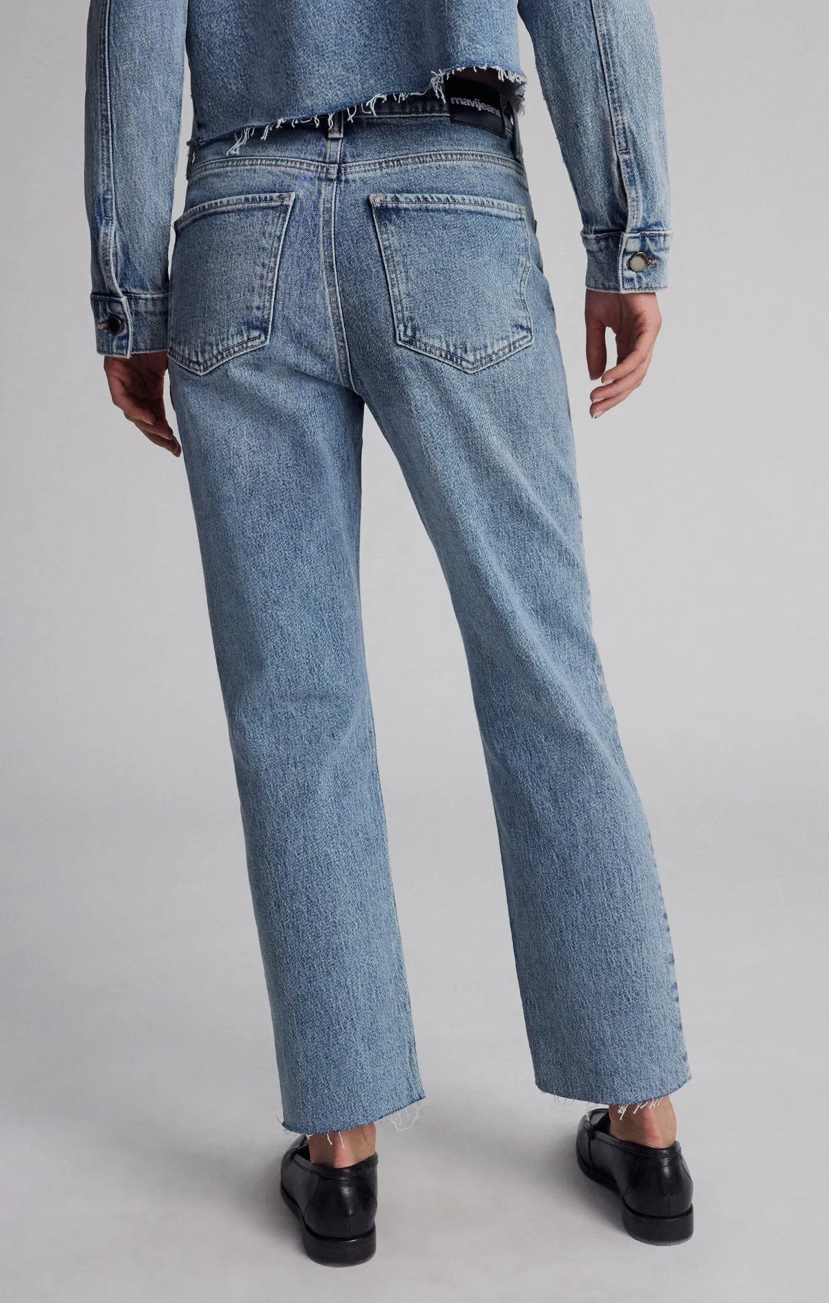 MID EMBELLISHED DENIM