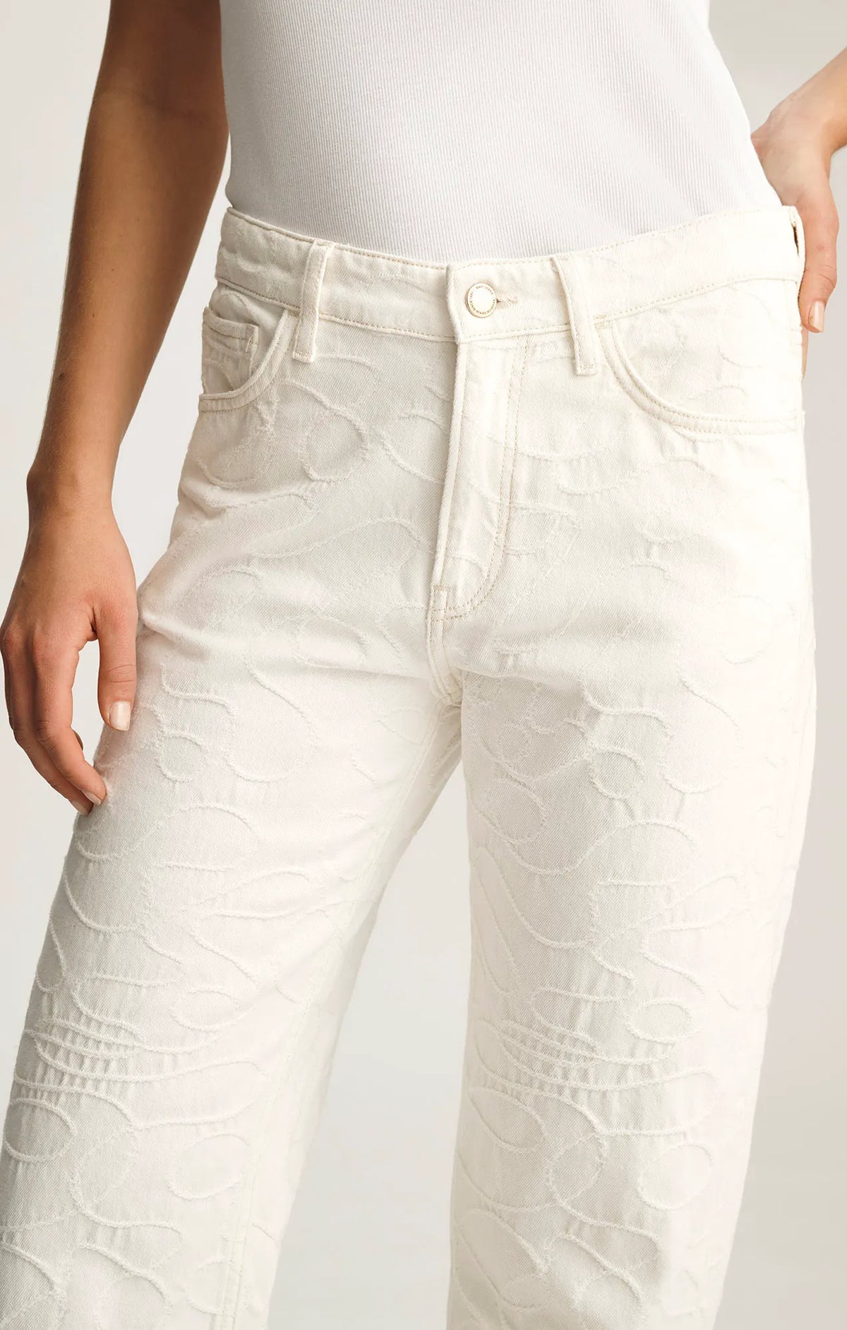 BEIGE EMBROIDERED DENIM