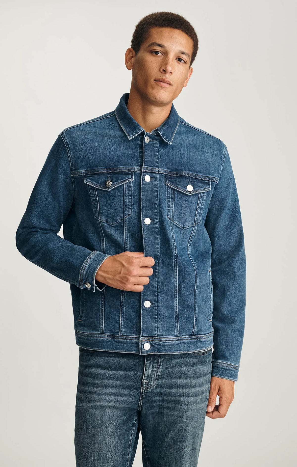 MID BRUSHED CLASSIC VINTAGE