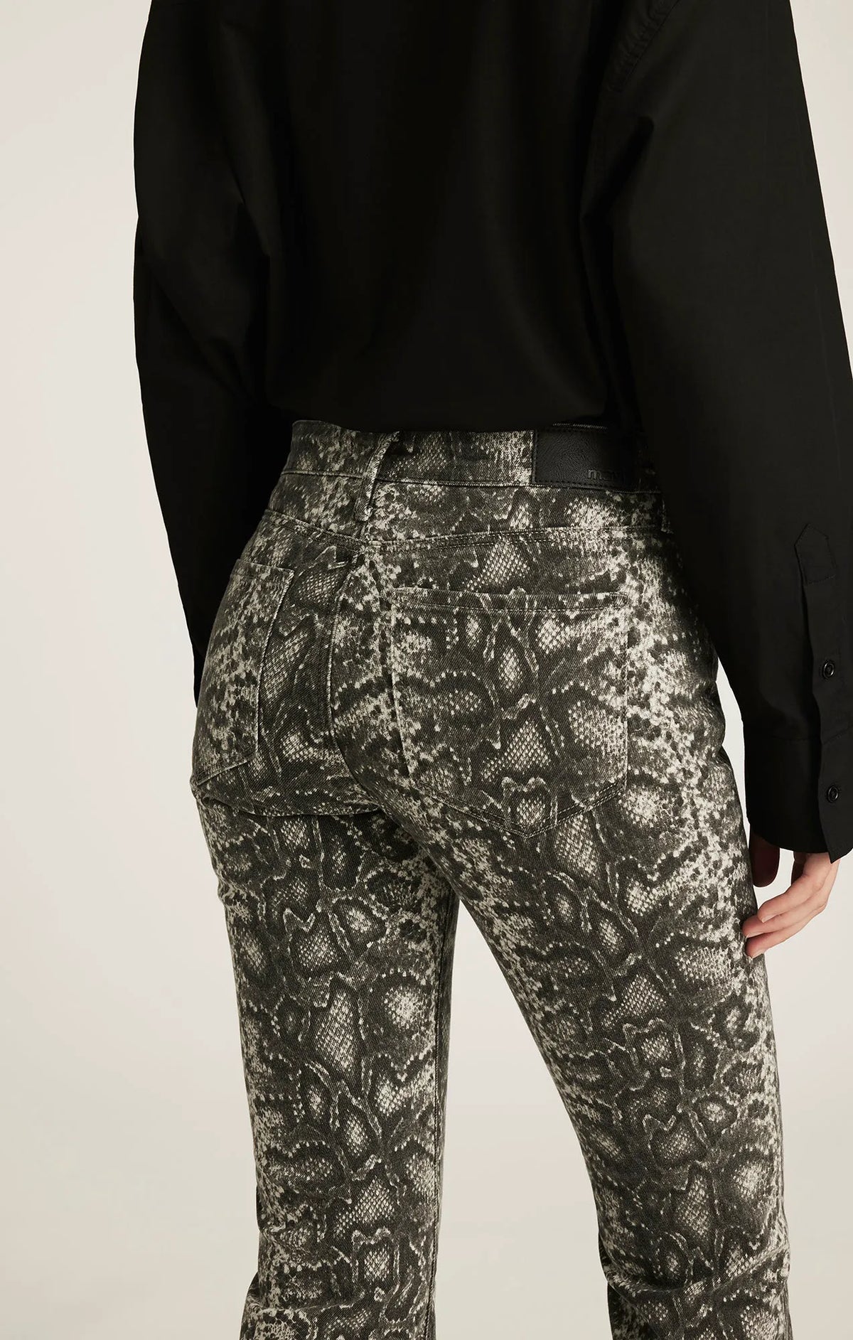 SMOKE SNAKE DENIM