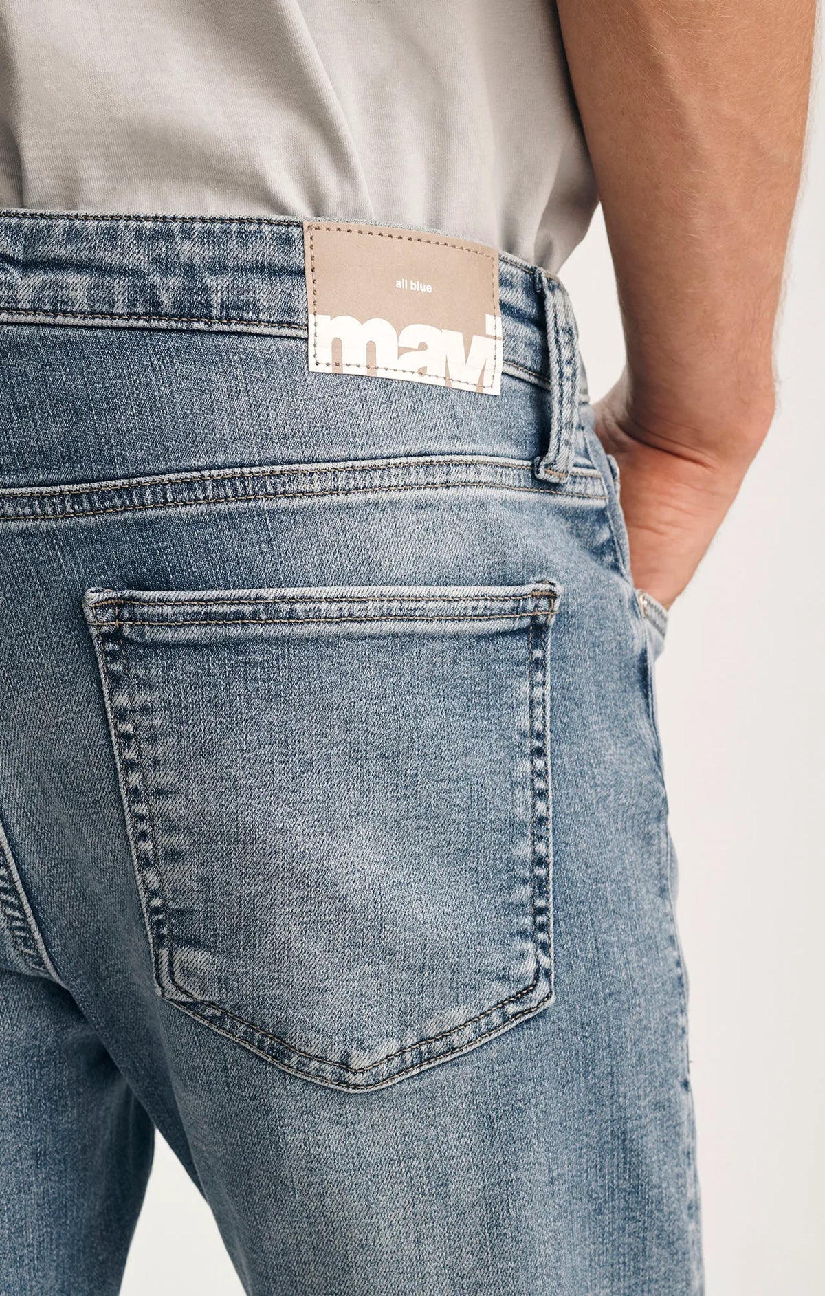 Mid Brushed Classic Vintage