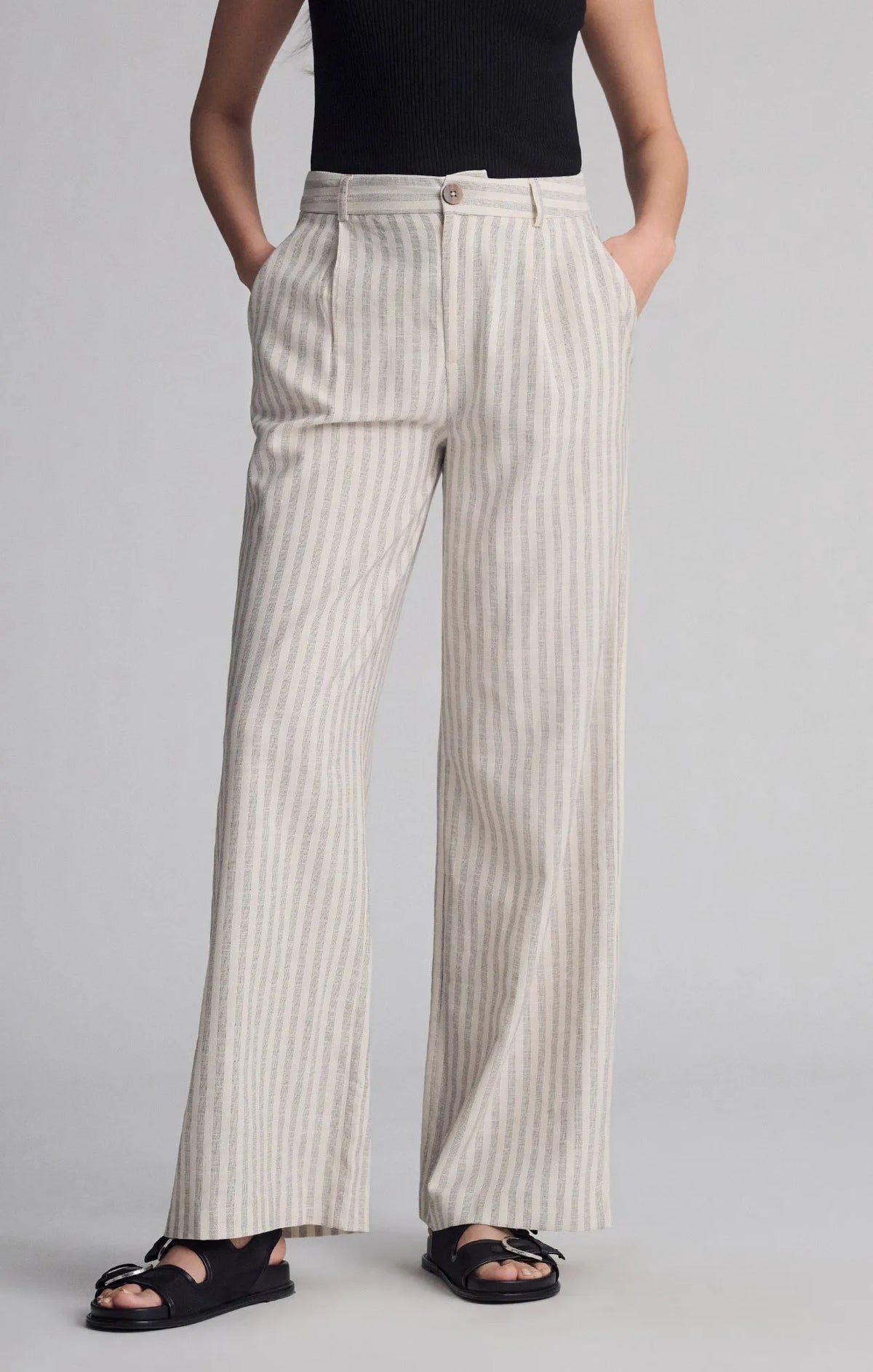 BLACK STRIPE