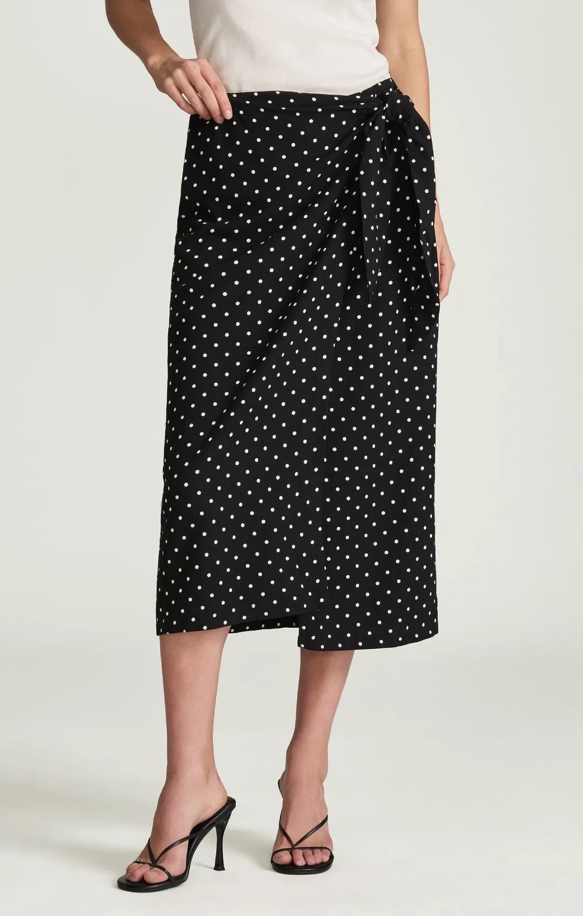 BLACK POLKA DOT PRINTED
